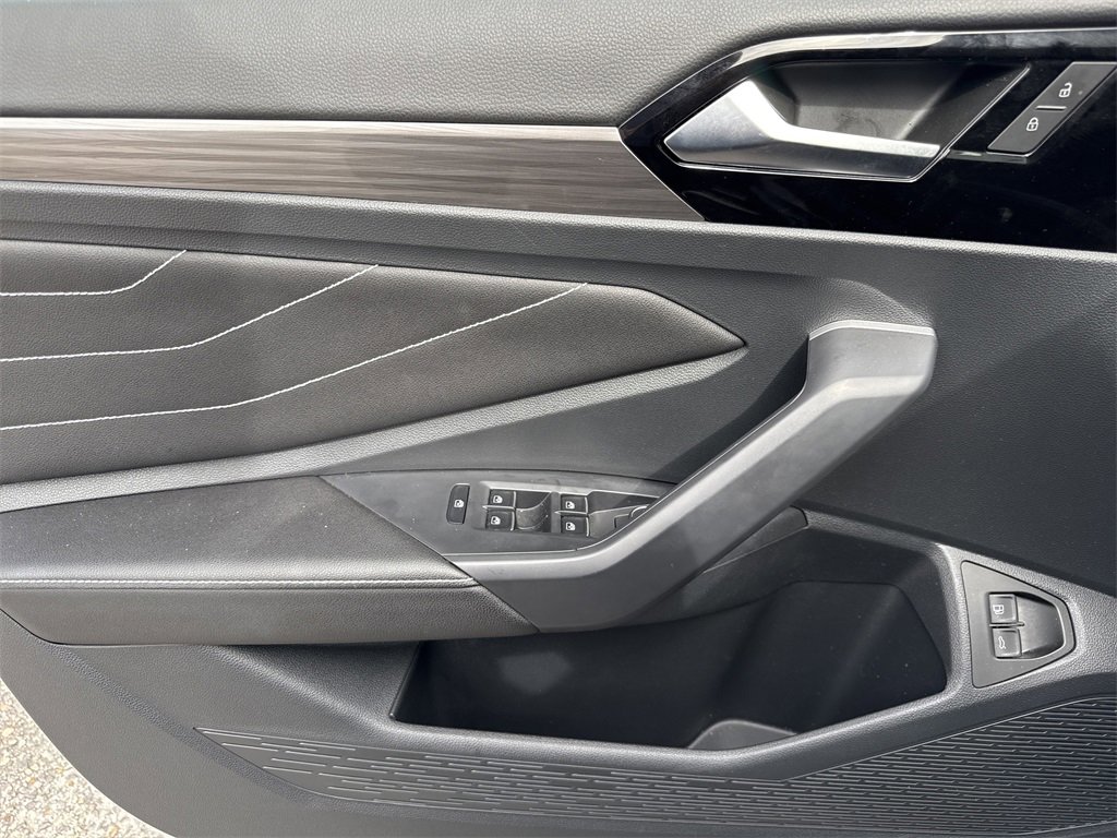 Used 2024 Volkswagen Jetta SEL image 20