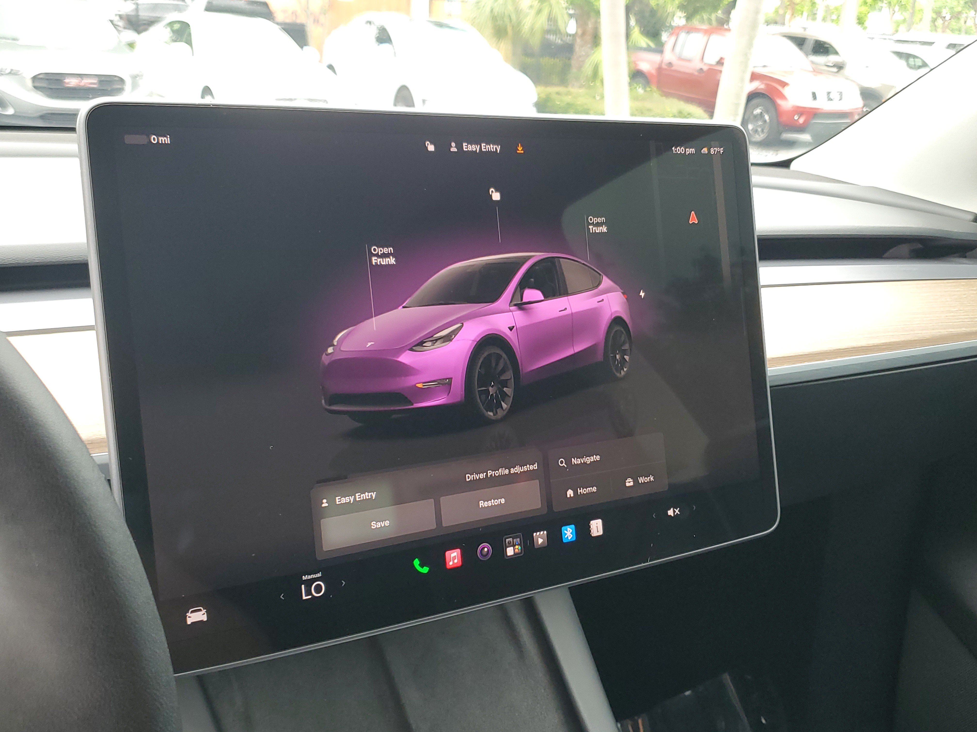 Used 2024 Tesla Model Y Long Range RWD image 25