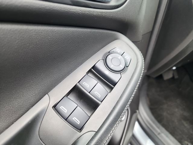 Used 2020 Buick Encore GX Select w/ Sport Touring Package FWD image 11