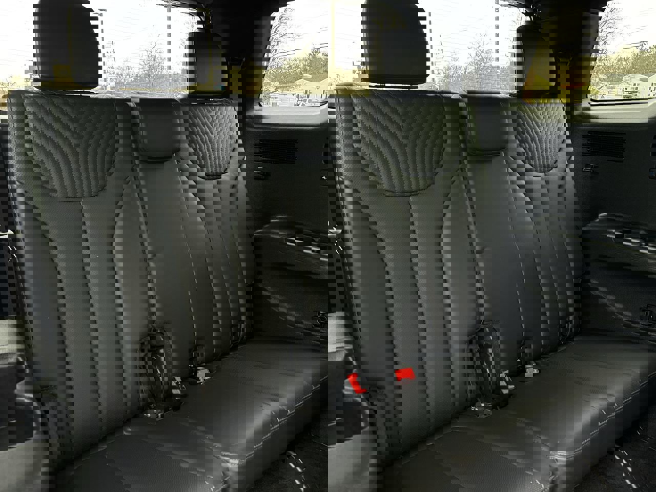 Used 2024 Hyundai Palisade Calligraphy image 24