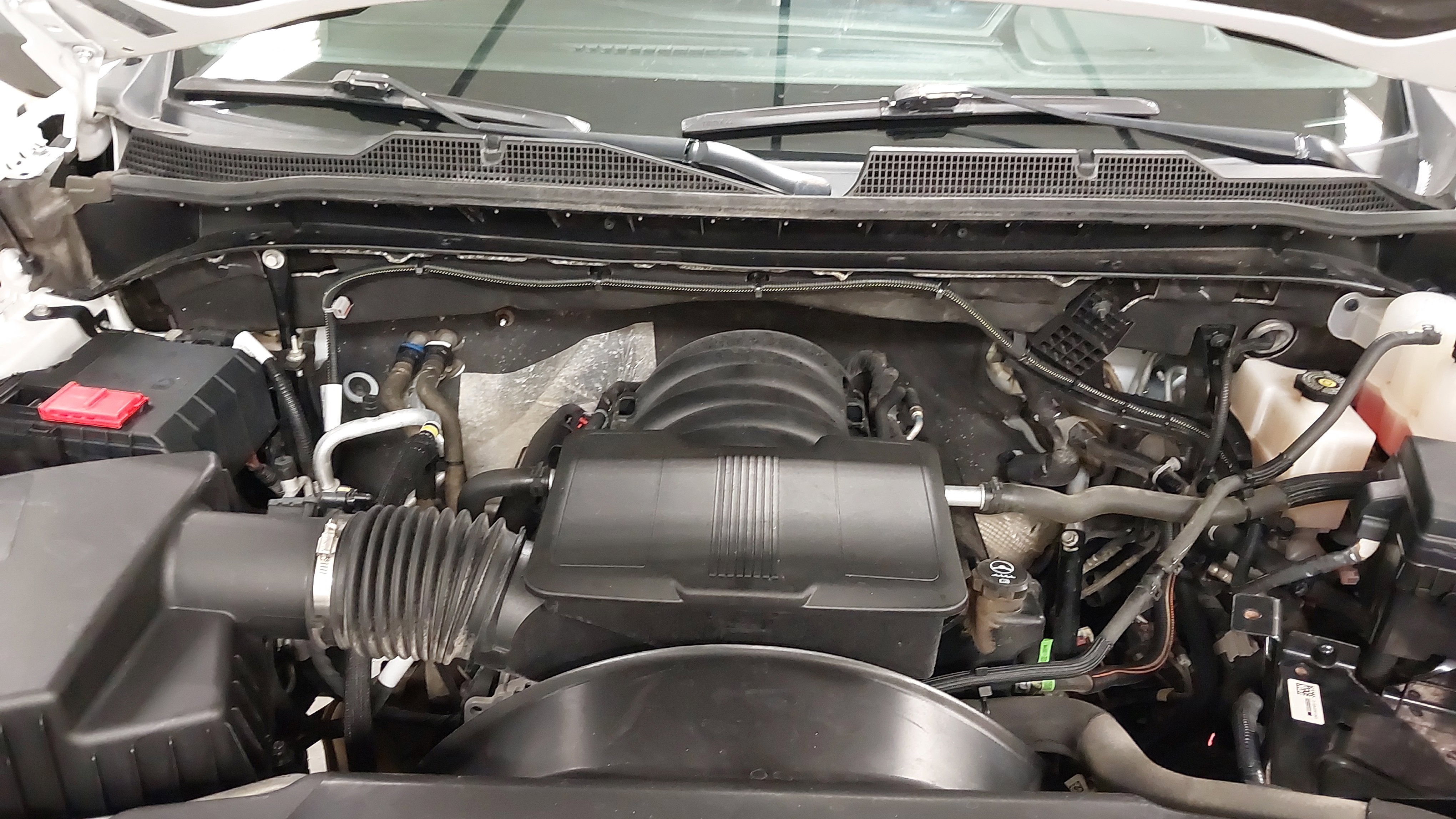 Used 2024 Chevrolet Silverado 2500 LT AWD/4WD image 30