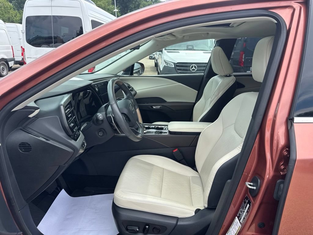 Used 2023 Lexus RX 350 Premium Plus w/ Accessory Package AWD/4WD image 10