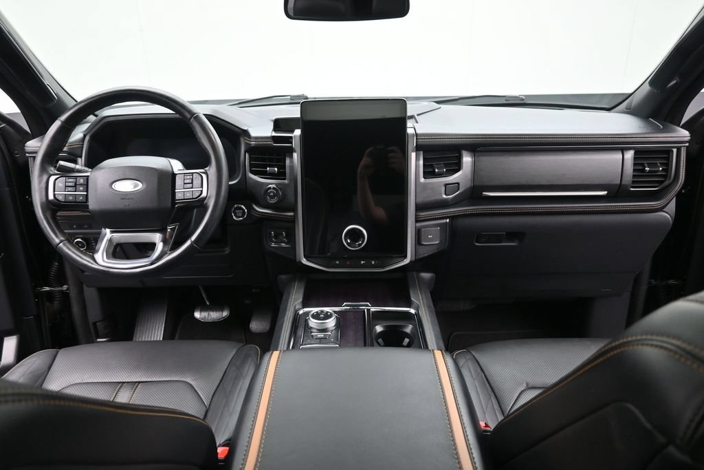 Used 2024 Ford Expedition Max Platinum RWD image 12