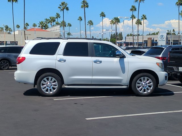 Used 2008 Toyota Sequoia Platinum RWD image 4
