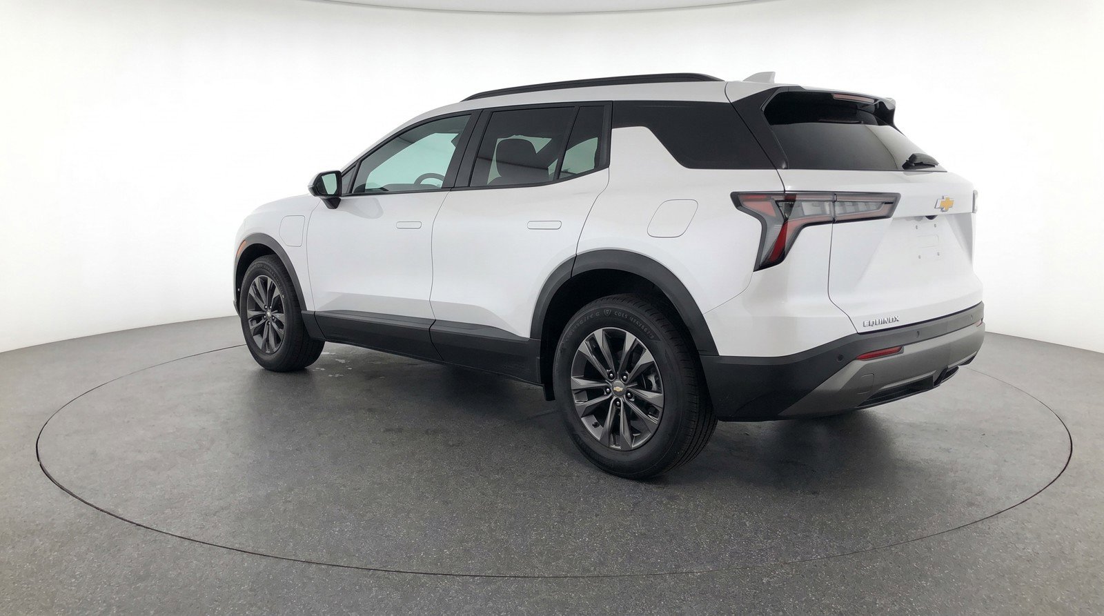 Used 2025 Chevrolet Equinox LT FWD image 6