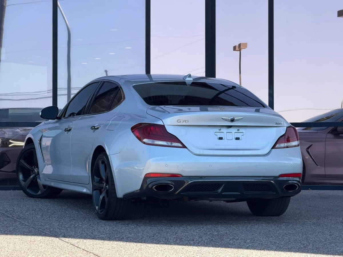 Used 2019 Genesis G70 3.3T Advanced w/ Sport Package RWD image 6