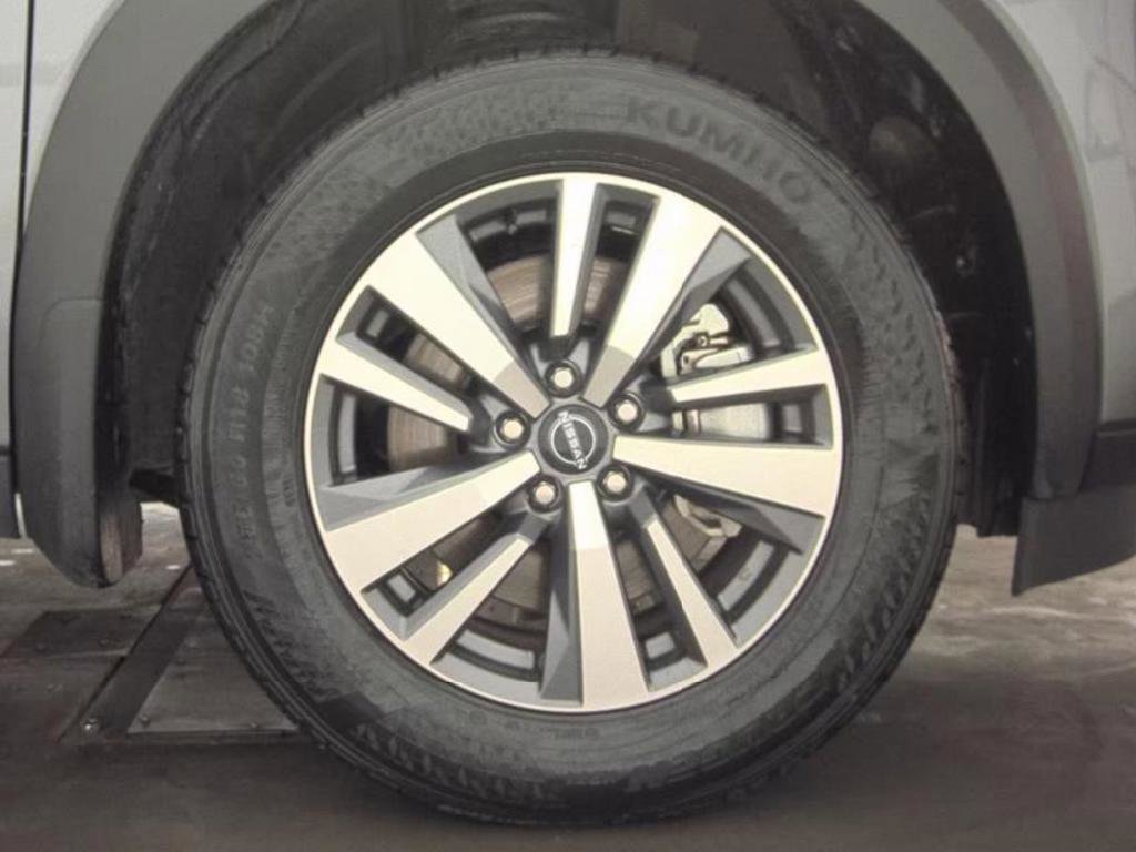 Used 2025 Nissan Pathfinder SL w/ Cargo Package AWD/4WD image 10
