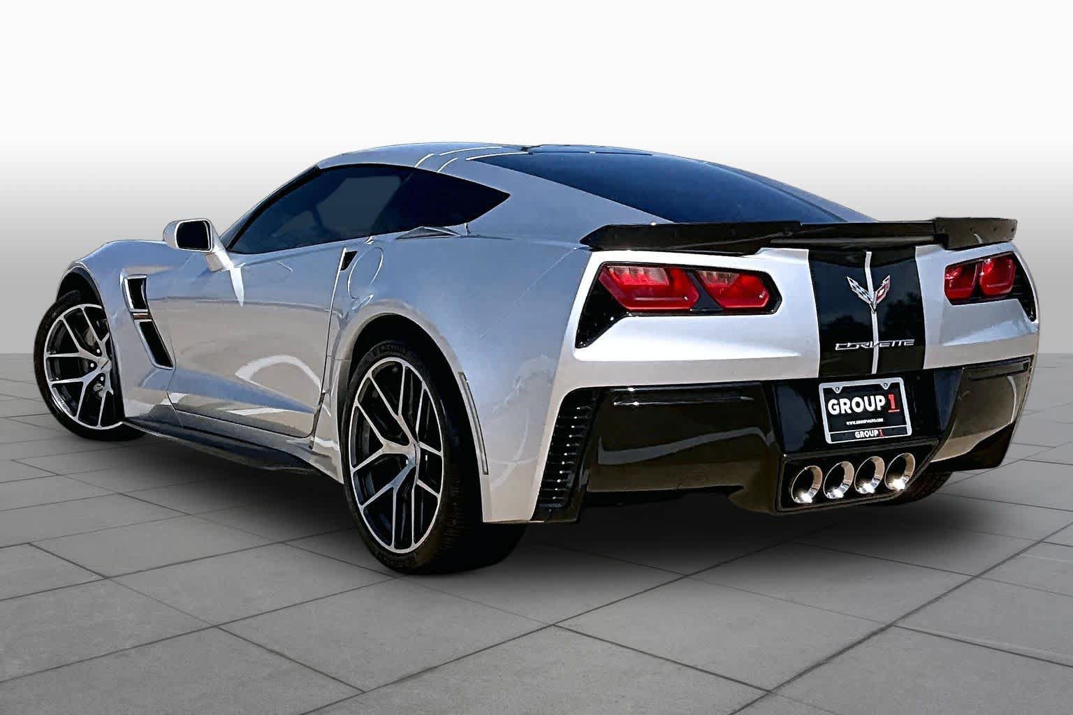 Used 2018 Chevrolet Corvette Grand Sport RWD image 12