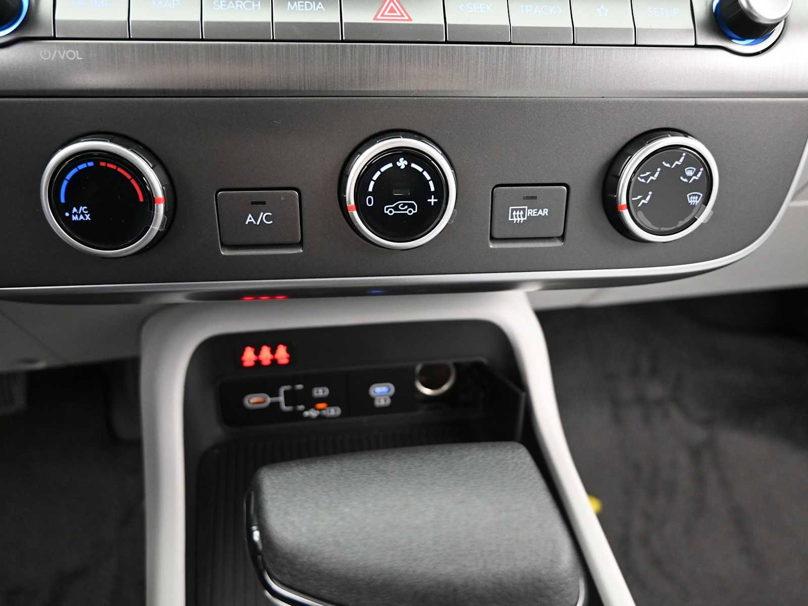 New 2026 Hyundai Kona SE image 19