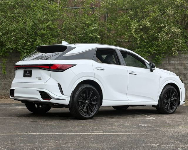 Used 2024 Lexus RX 500h F Sport w/ Convenience Package image 3