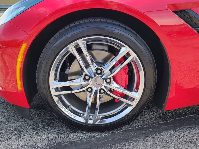 Used 2017 Chevrolet Corvette Stingray Convertible w/ 1LT RWD image 12