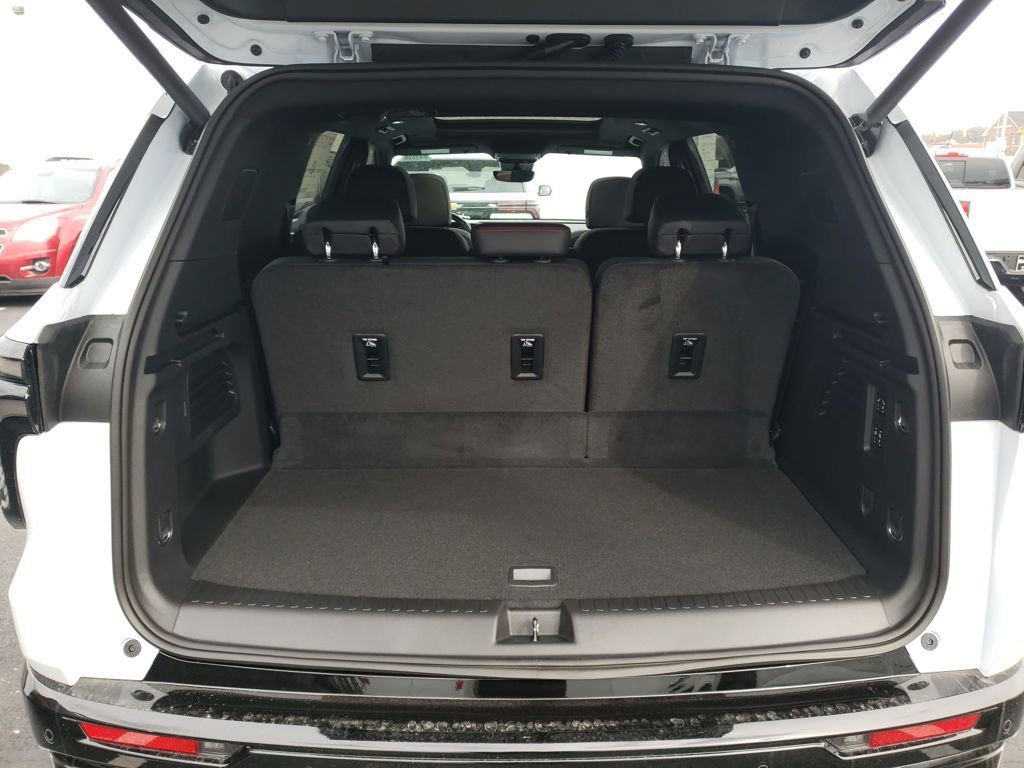 New 2026 Chevrolet Traverse RS image 21