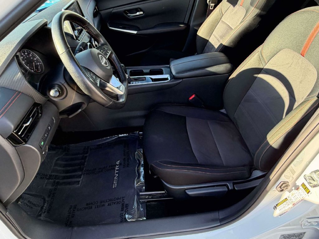 Used 2025 Nissan Sentra SR FWD image 27