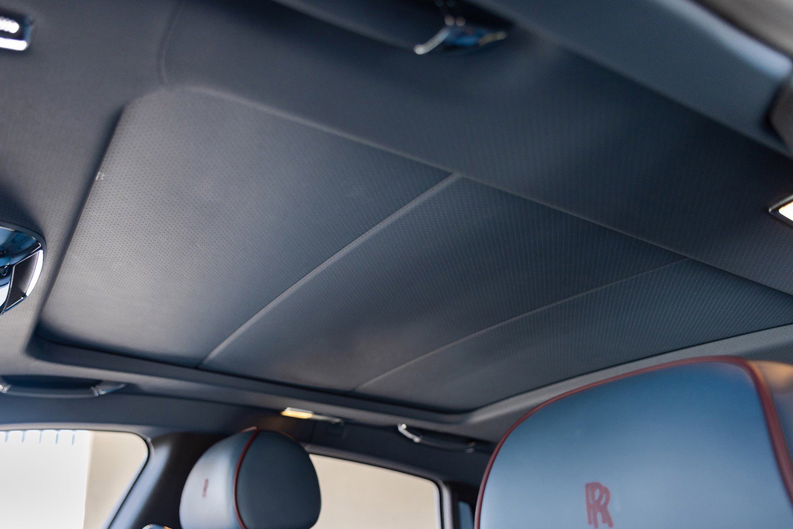 Used 2017 Rolls-Royce Ghost image 54