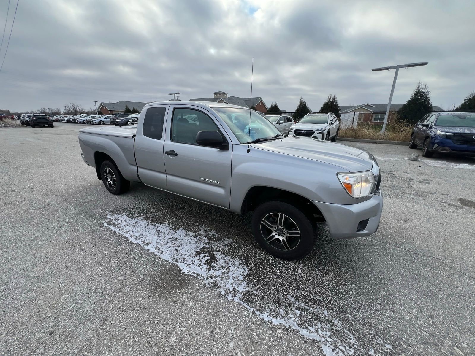 Used 2014 Toyota Tacoma image 11