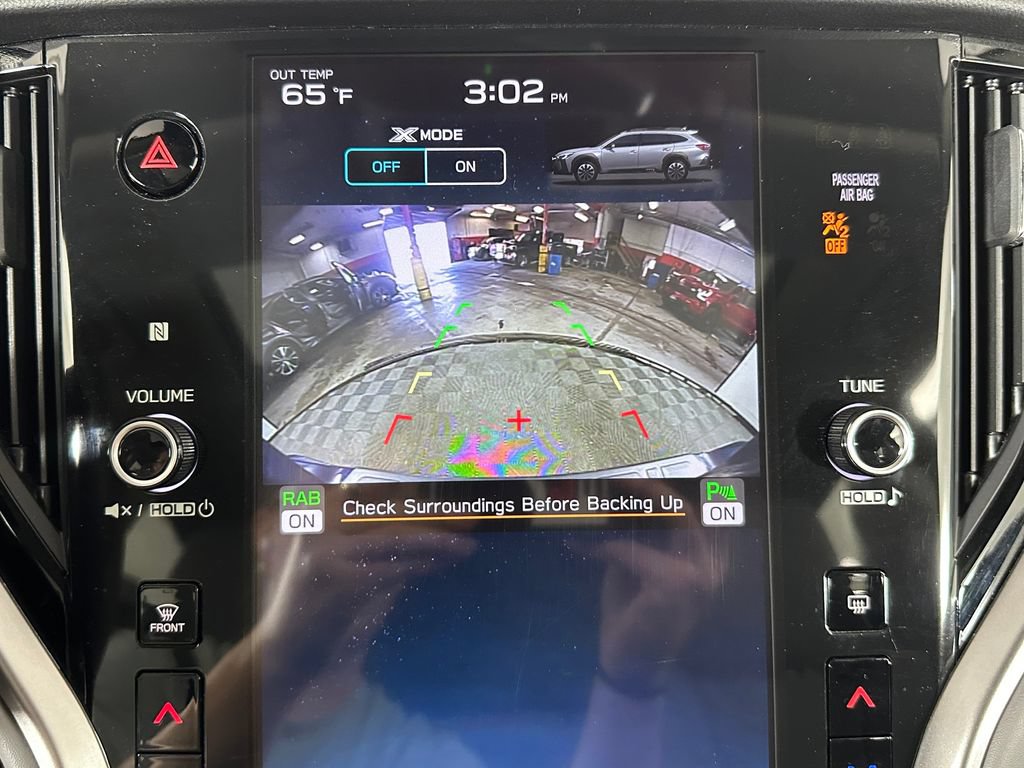 Used 2025 Subaru Outback Limited AWD/4WD image 18