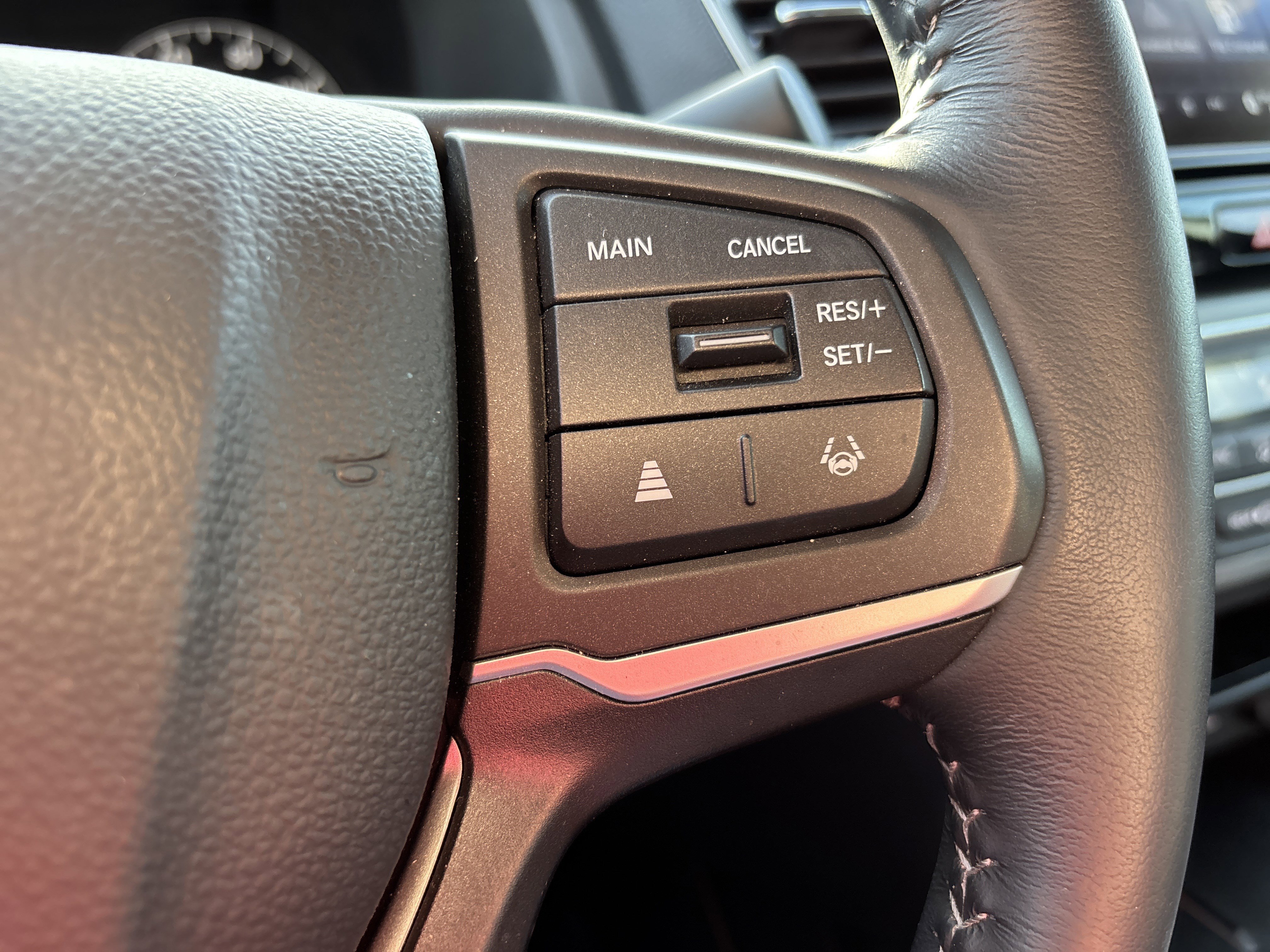 Certified 2025 Honda Ridgeline Sport image 38