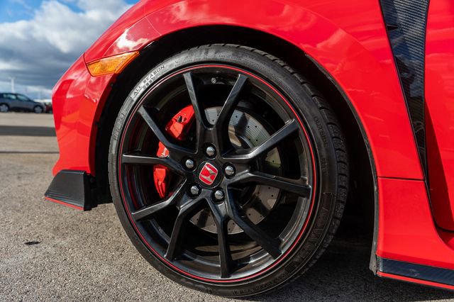 Used 2019 Honda Civic Type R image 9