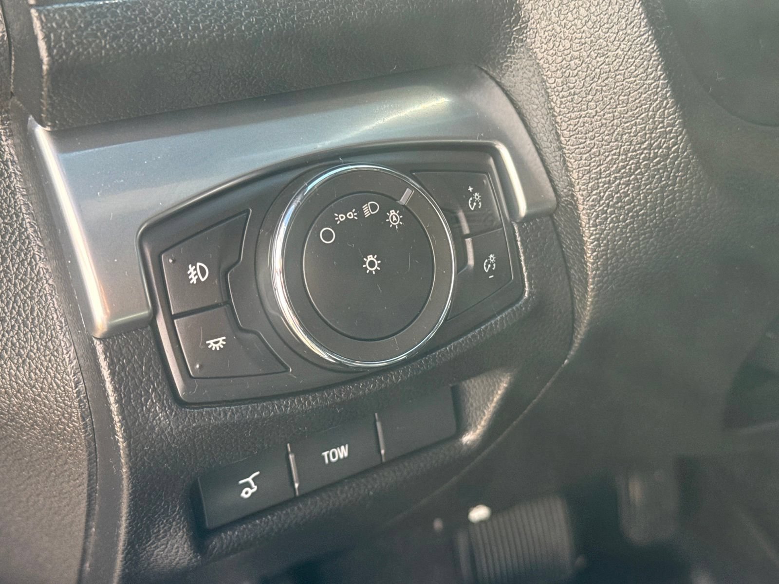 Used 2017 Ford Explorer Sport AWD/4WD image 21