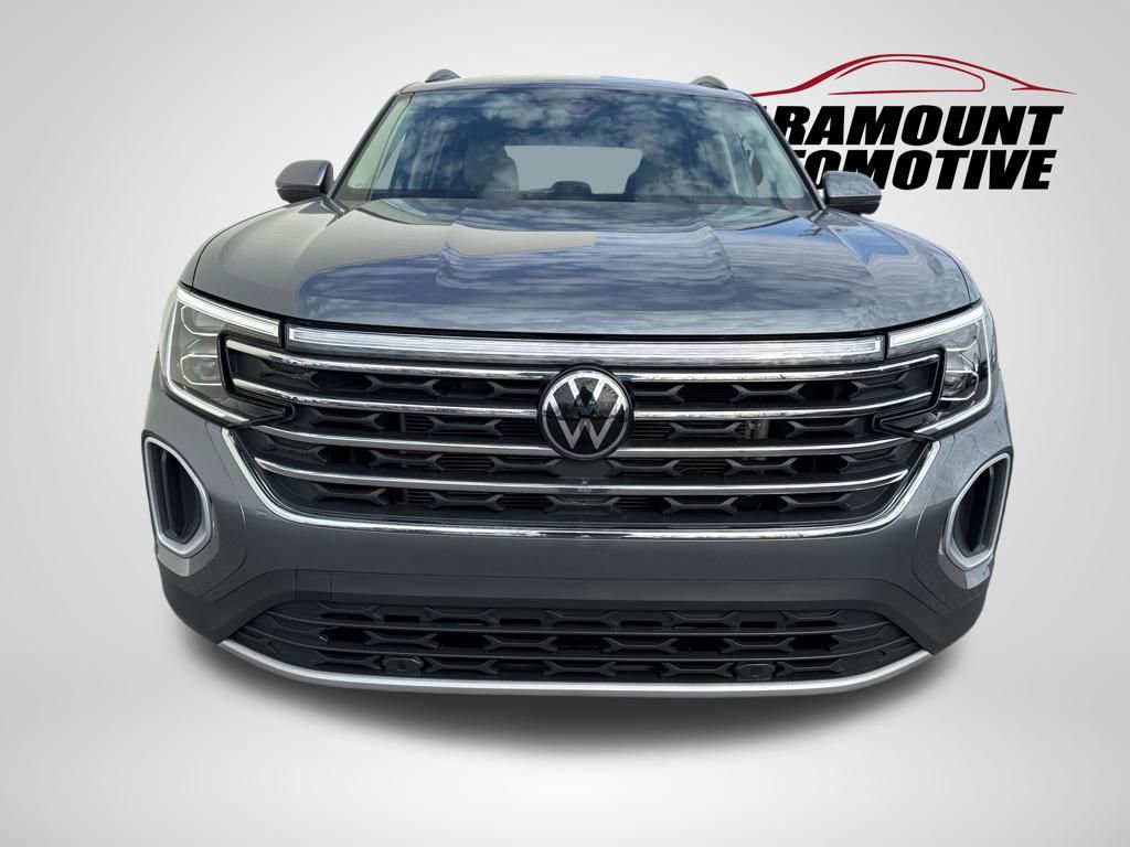 Certified 2024 Volkswagen Atlas SE image 2