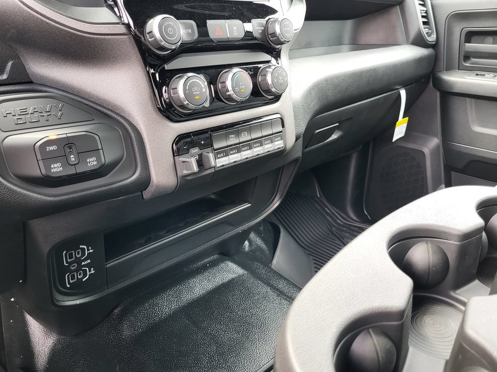 New 2026 RAM 2500 Tradesman AWD/4WD image 21
