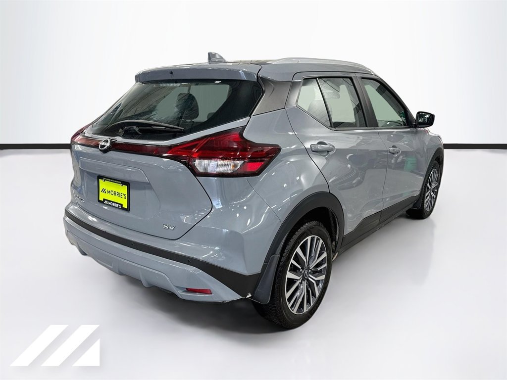 Used 2023 Nissan Kicks SV FWD image 5