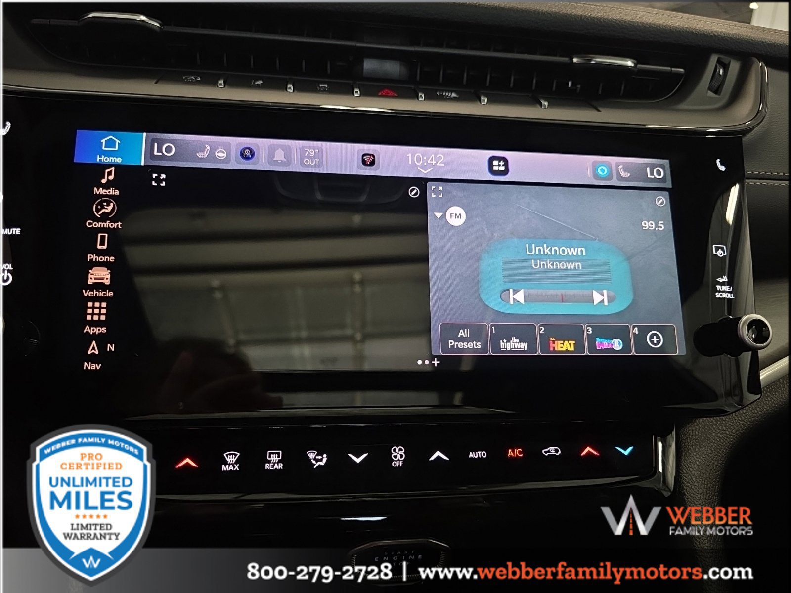 New 2026 Jeep Grand Cherokee Limited w/ Limited Altitude Package AWD/4WD image 23