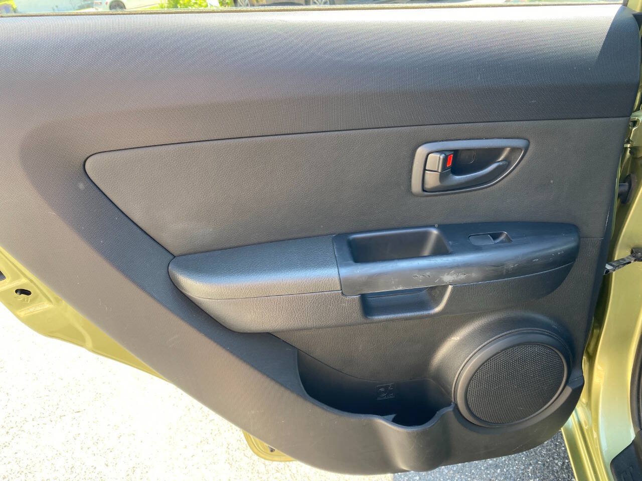 Used 2012 Kia Soul FWD image 18