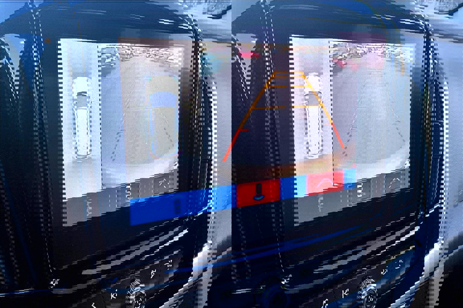 Used 2018 Chevrolet Traverse LT image 20