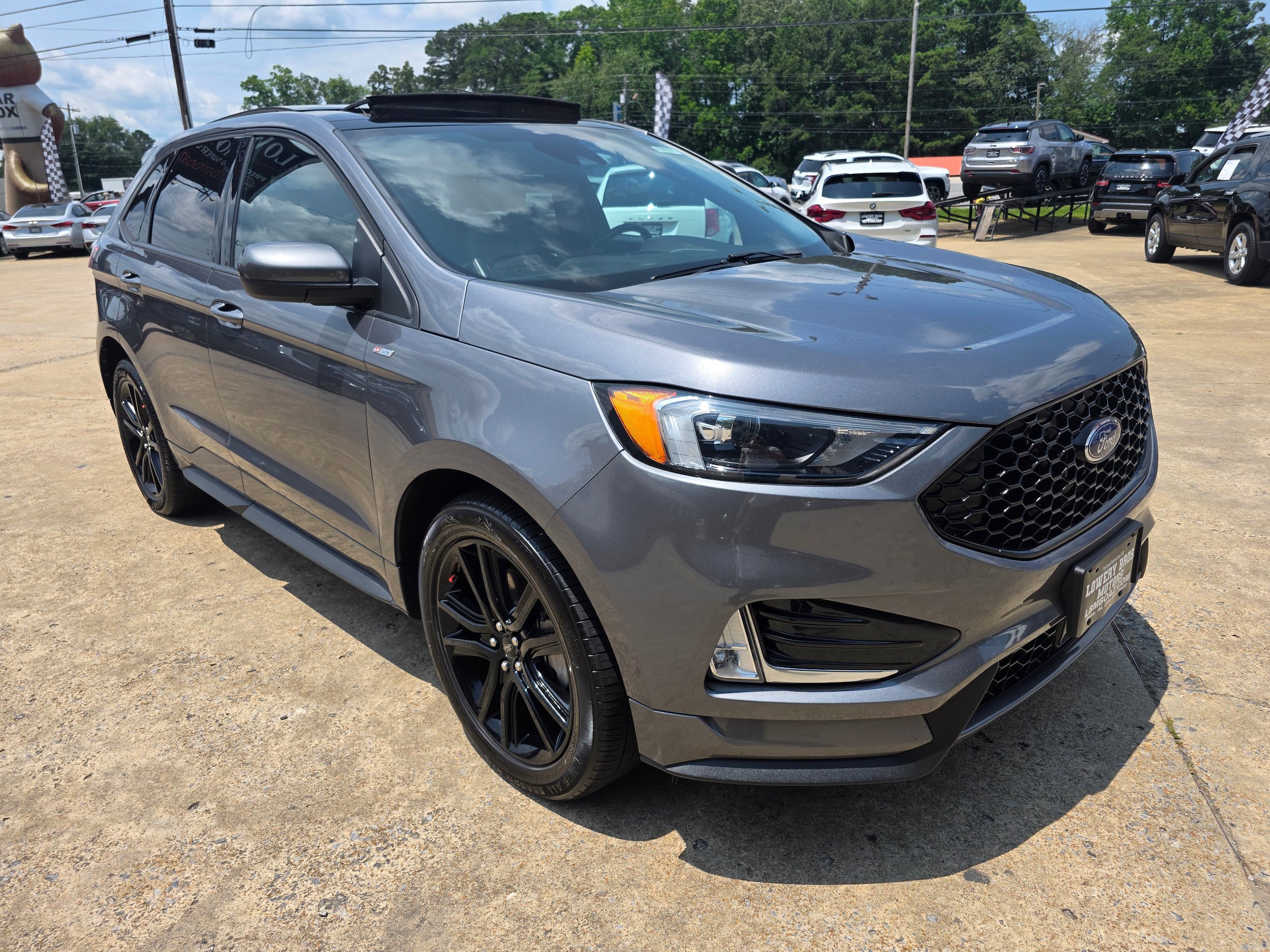 Used 2021 Ford Edge ST-Line FWD image 3