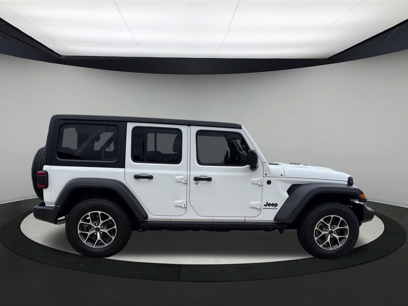 Used 2024 Jeep Wrangler Unlimited Sport AWD/4WD image 5