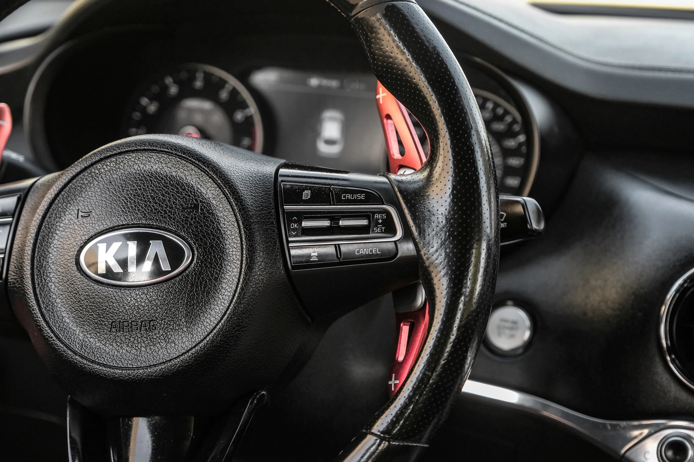 Used 2020 Kia Stinger GT2 RWD image 25