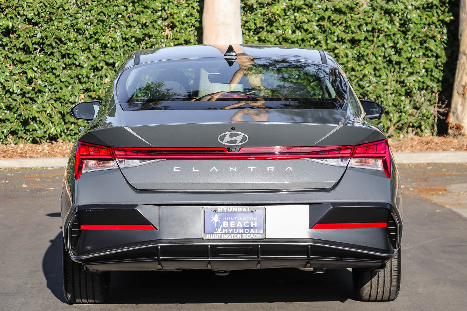 Certified 2025 Hyundai Elantra SEL FWD image 7