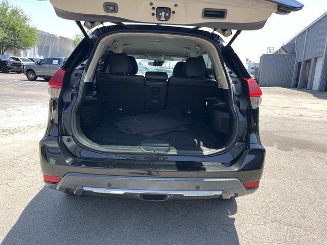 Used 2019 Nissan Rogue SV FWD image 15