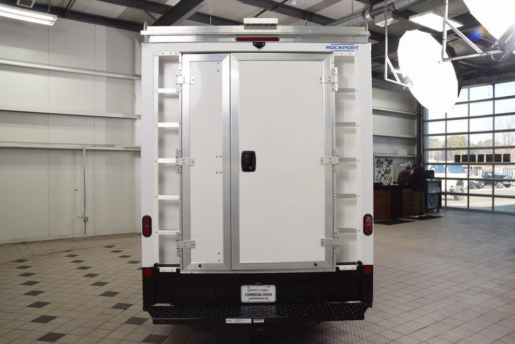 New 2026 Chevrolet Express 3500 w/ Power Convenience Package RWD image 4
