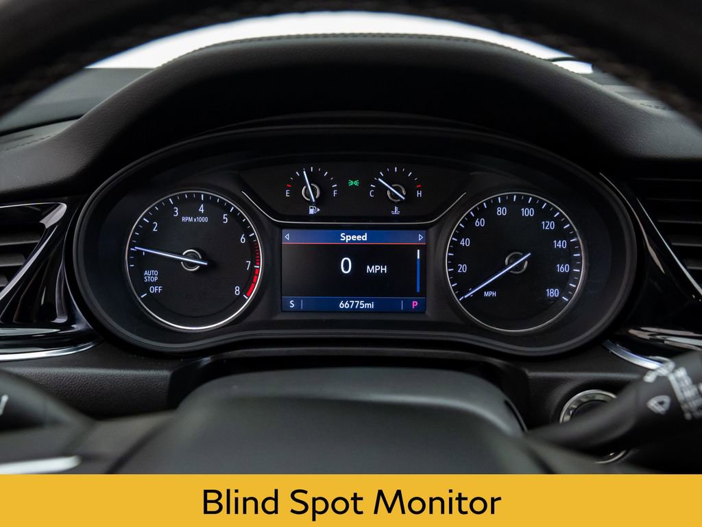 Used 2019 Buick Regal Essence w/ Driver Confidence Package I image 21