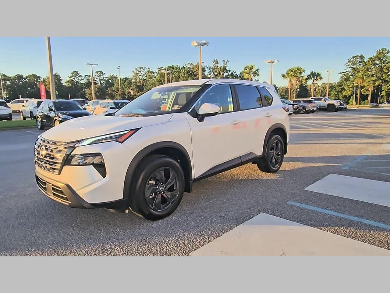 Used 2026 Nissan Rogue SV AWD/4WD image 22