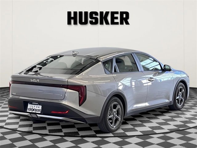 Used 2025 Kia K4 LXS image 9