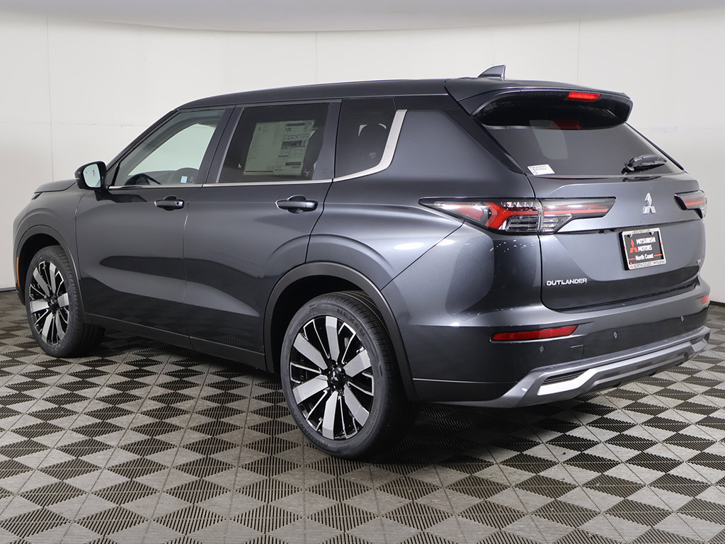 New 2026 Mitsubishi Outlander SE FWD image 11