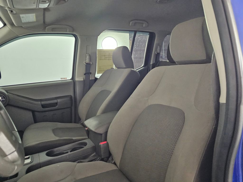 Used 2015 Nissan Xterra S image 25