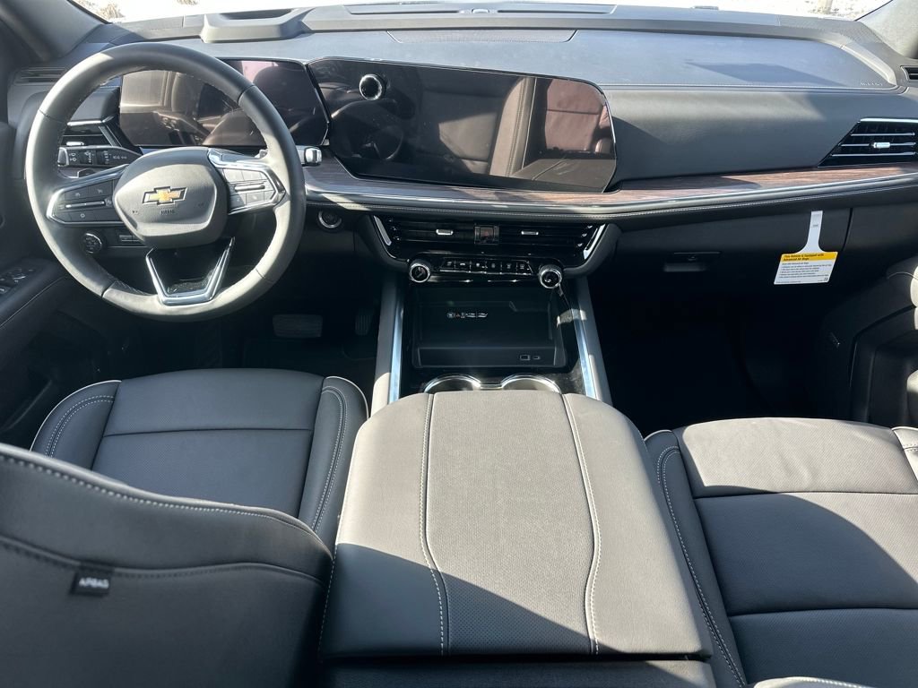 New 2026 Chevrolet Suburban Premier w/ Sun And Tow Package image 18