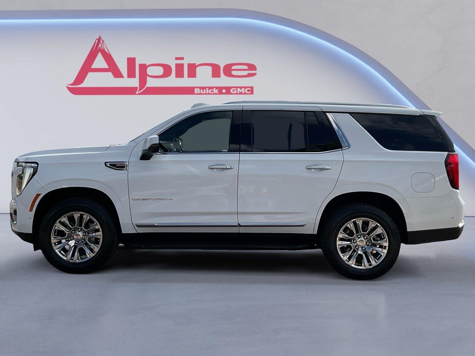 Certified 2025 GMC Yukon Denali AWD/4WD image 2