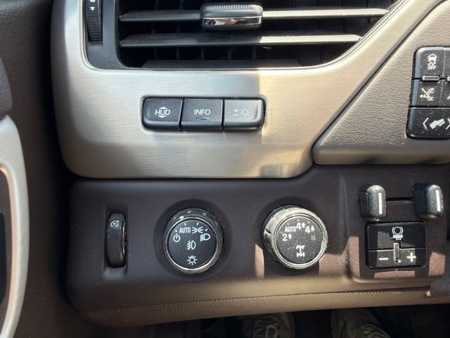 Used 2018 GMC Yukon Denali w/ Denali Ultimate Package AWD/4WD image 33