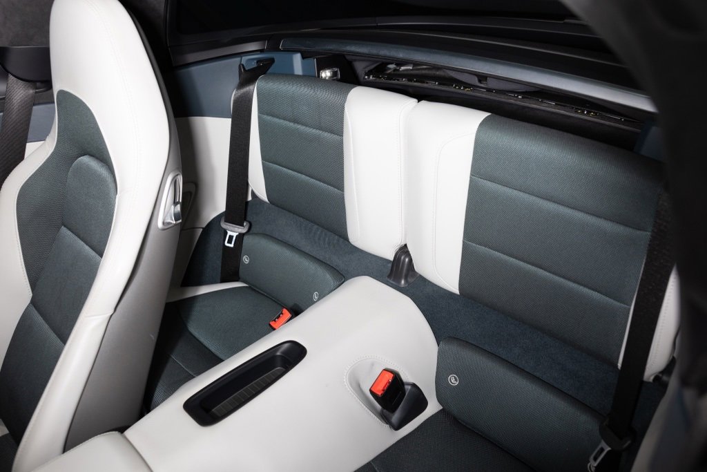 Used 2018 Porsche 911 Targa 4 GTS image 6