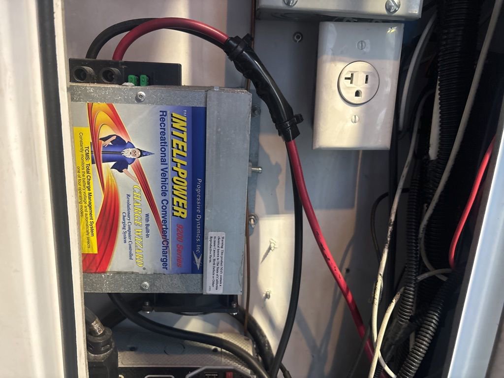 Used 2020 Mercedes-Benz Sprinter 4500 image 40