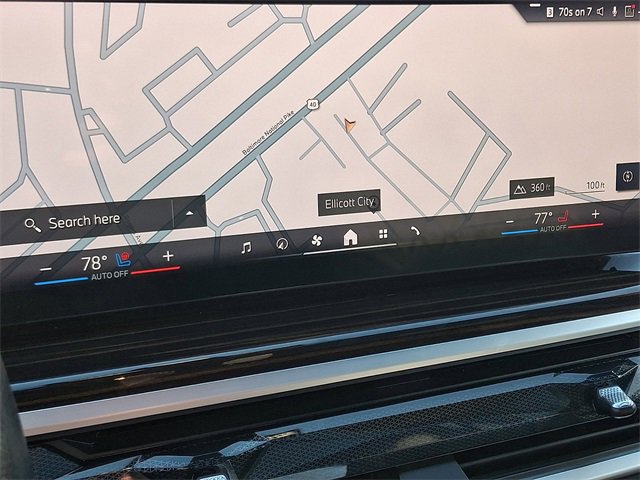 Used 2025 BMW X5 xDrive50e image 18