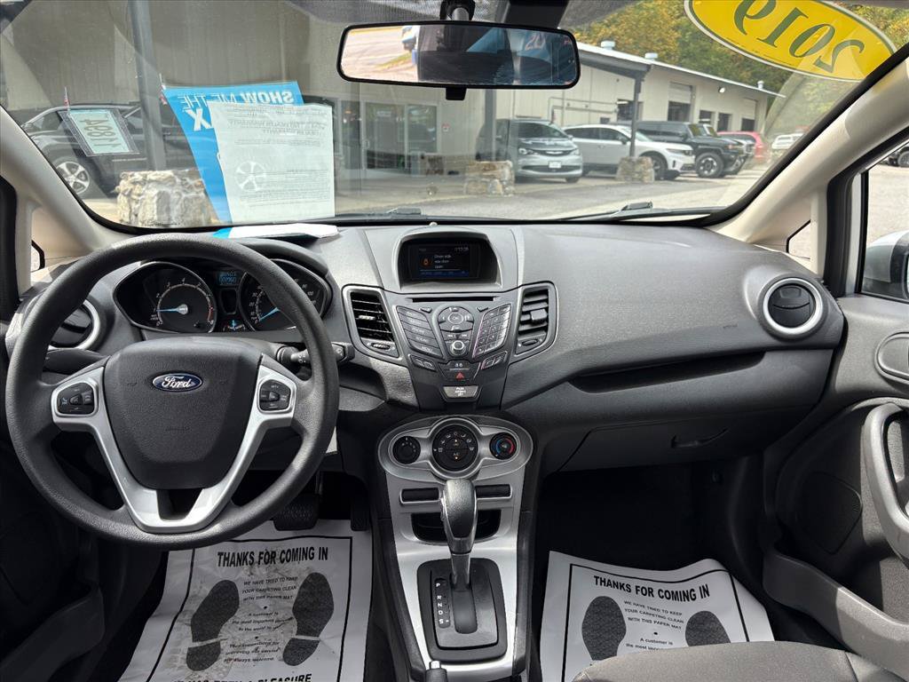 Used 2019 Ford Fiesta SE FWD image 9