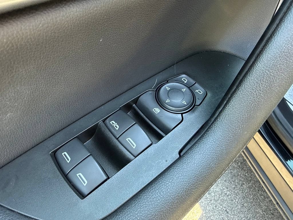 Used 2019 Chevrolet Blazer LT w/ Sound & Technology Package AWD/4WD image 22