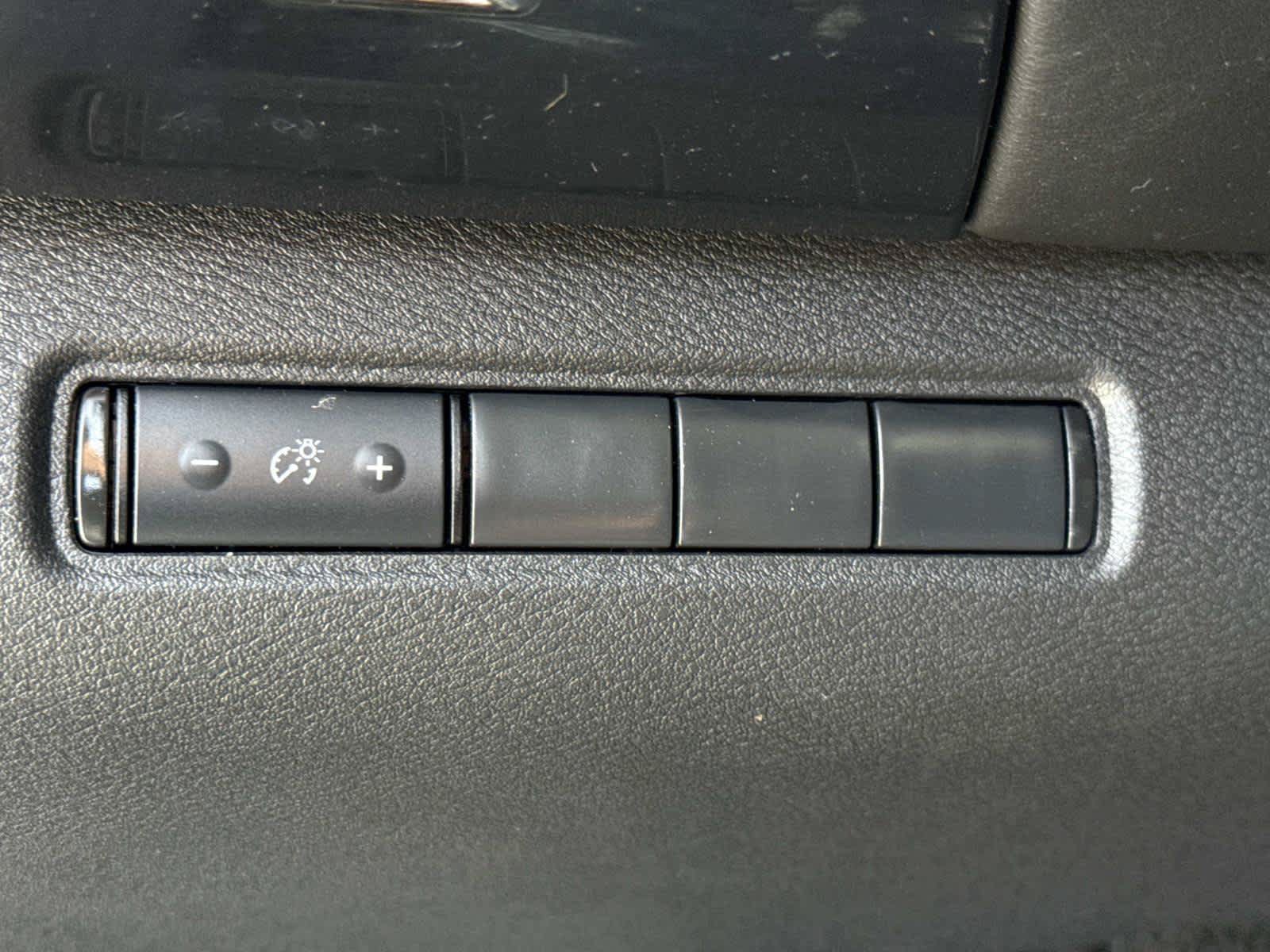 Used 2024 Nissan Pathfinder S AWD/4WD image 29