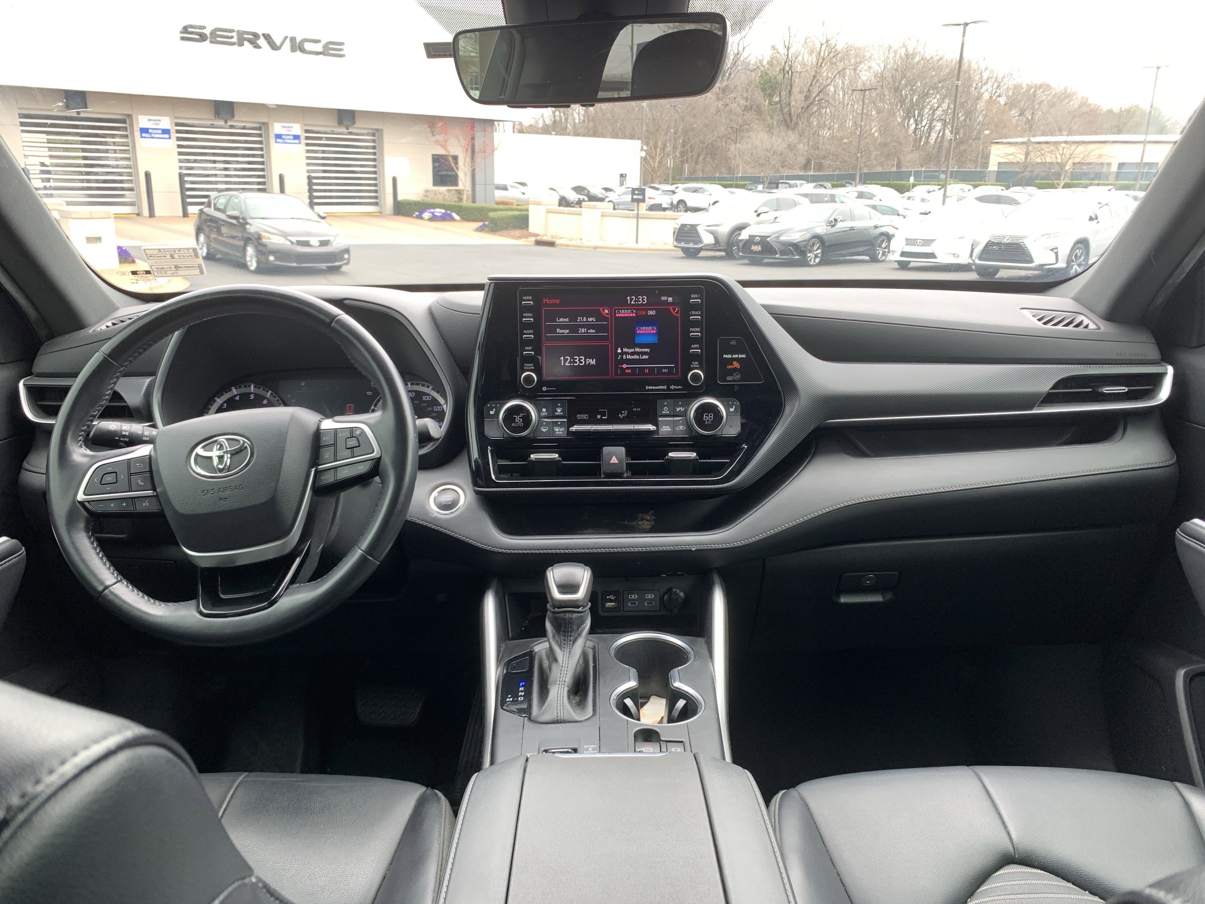 Used 2022 Toyota Highlander XSE image 29